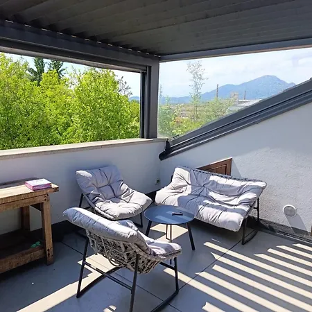 Mansarda Boutique Apartment *